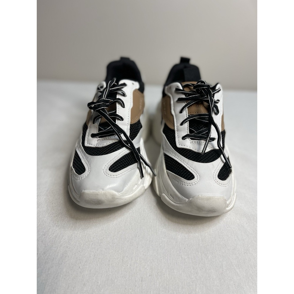 Steve Madden Women's Myles Sneaker White Tan  Black Size 8MComfort